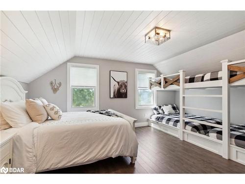 82 Providence Road, Kawartha Lakes, ON - Indoor Photo Showing Bedroom