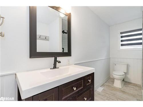 2041 Lilac Drive, Innisfil, ON - Indoor Photo Showing Bathroom