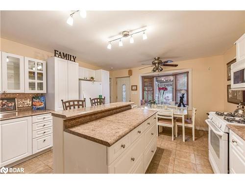 343 Arthur Street, Orillia, ON - Indoor Photo Showing Kitchen