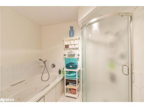 343 Arthur Street, Orillia, ON - Indoor Photo Showing Bathroom