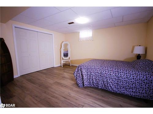 9-231 Oxford Street, Orillia, ON - Indoor Photo Showing Bedroom