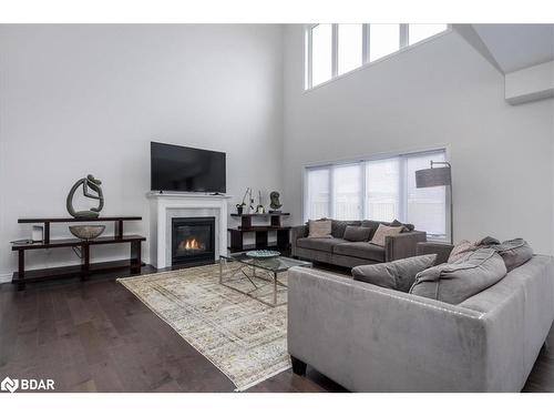 1433 Mcroberts Crescent Crescent, Innisfil, ON - Indoor Photo Showing Living Room With Fireplace