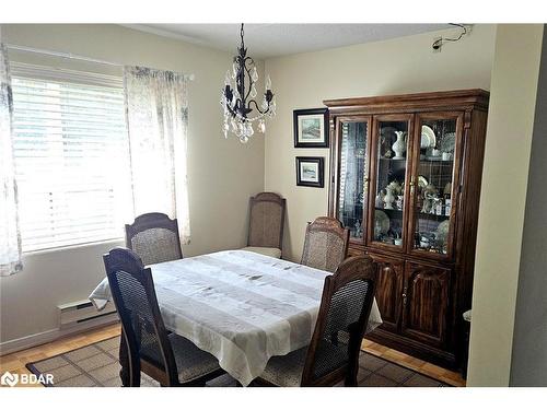 103-54 Fittons Road W, Orillia, ON - Indoor Photo Showing Dining Room