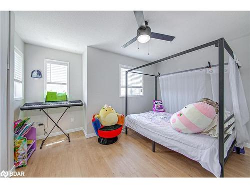 20 Gadwall Avenue, Barrie, ON - Indoor Photo Showing Bedroom