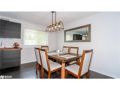 5-57 Ferndale Drive S, Barrie, ON - Indoor Photo Showing Dining Room