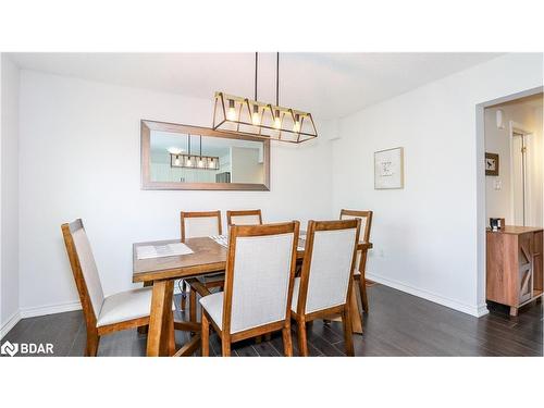 5-57 Ferndale Drive S, Barrie, ON - Indoor Photo Showing Dining Room