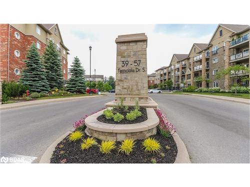 5-57 Ferndale Drive S, Barrie, ON - Outdoor With Balcony With Facade