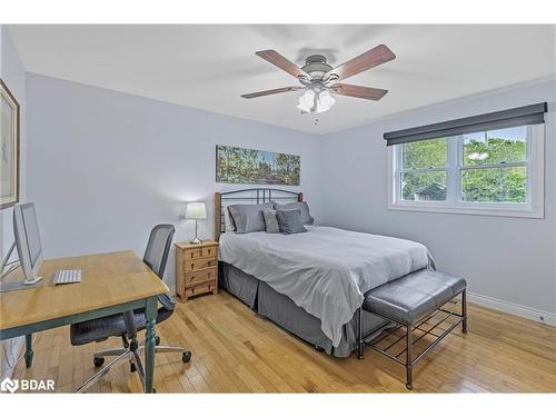 45 Stanley Avenue, Oro-Medonte, ON - Indoor Photo Showing Bedroom