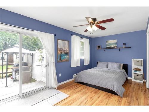 1067 Larch Street, Innisfil, ON - Indoor Photo Showing Bedroom