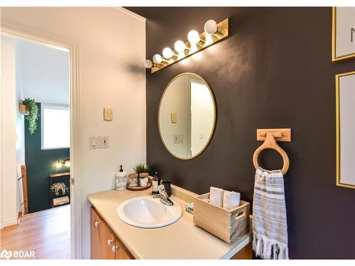 245 Musquash Drive, Gravenhurst, ON - Indoor Photo Showing Bathroom
