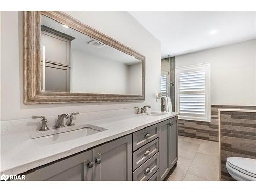 265 Barrie Street, Thornton, ON - Indoor Photo Showing Bathroom