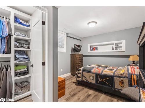 265 Barrie Street, Thornton, ON - Indoor Photo Showing Bedroom