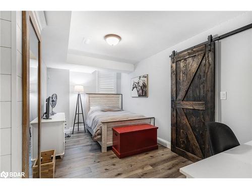 265 Barrie Street, Thornton, ON - Indoor Photo Showing Bedroom