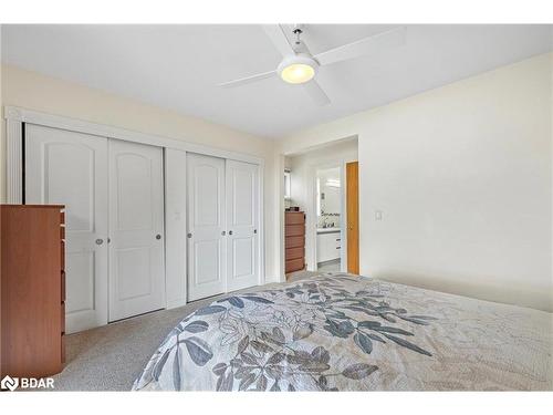 3539 Crescent Harbour Road Road, Innisfil, ON - Indoor Photo Showing Bedroom