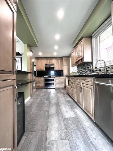 84 Ferris Lane, Barrie, ON - Indoor Photo Showing Kitchen