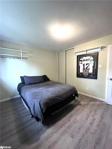 84 Ferris Lane, Barrie, ON - Indoor Photo Showing Bedroom