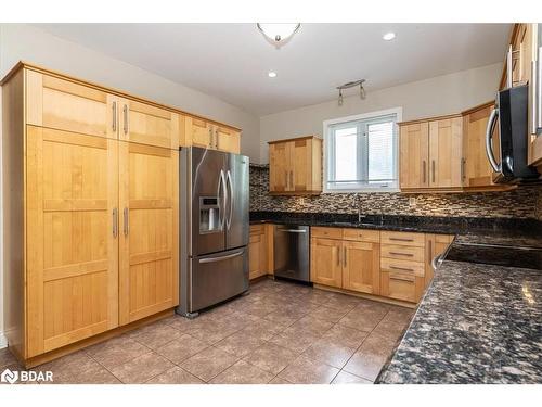 78 Fairway Crescent, Wasaga Beach, ON - Indoor Photo Showing Kitchen