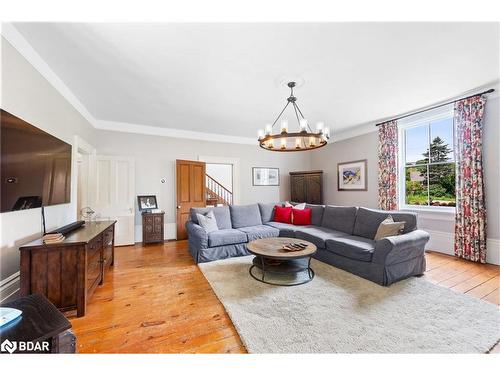 311 Tollendal Mill Road, Barrie, ON - Indoor Photo Showing Living Room