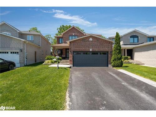 70 Girdwood Drive, Barrie, ON - Outdoor With Facade