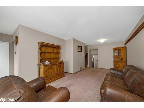 52 Aloma Crescent, Brampton, ON - Indoor Photo Showing Living Room