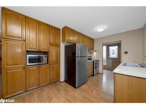 52 Aloma Crescent, Brampton, ON - Indoor Photo Showing Kitchen With Double Sink