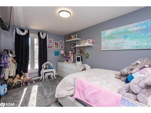 10 Knox Court, North Bay, ON - Indoor Photo Showing Bedroom