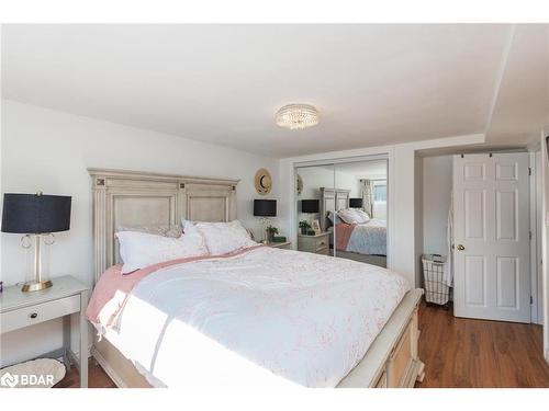 10 Knox Court, North Bay, ON - Indoor Photo Showing Bedroom