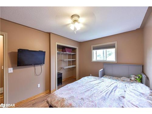 10 Joshua Court, Orillia, ON - Indoor Photo Showing Bedroom