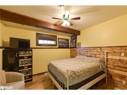 10 Joshua Court, Orillia, ON - Indoor Photo Showing Bedroom