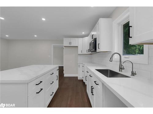 8 Caswell Road, Victoria Harbour, ON - Indoor Photo Showing Kitchen