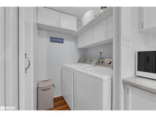 21 Nature Trail Road, Innisfil, ON - Indoor Photo Showing Laundry Room