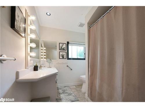 43 Sturgeon Glen Road, Fenelon Falls, ON - Indoor Photo Showing Bathroom