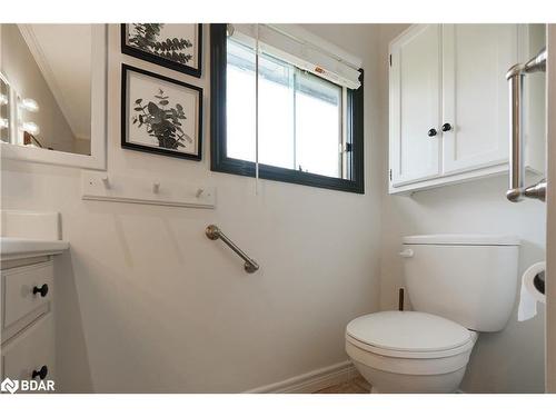 43 Sturgeon Glen Road, Fenelon Falls, ON - Indoor Photo Showing Bathroom