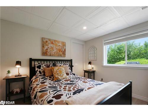 43 Sturgeon Glen Road, Fenelon Falls, ON - Indoor Photo Showing Bedroom