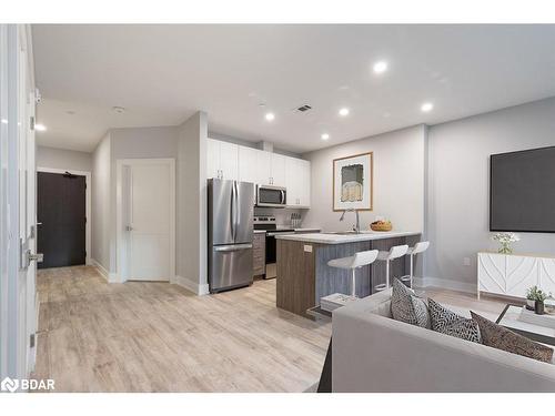 107-18 Campus Trail, Huntsville, ON - Indoor Photo Showing Kitchen With Stainless Steel Kitchen