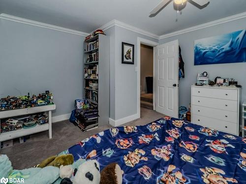 74 Taylor Road, Bracebridge, ON - Indoor Photo Showing Bedroom