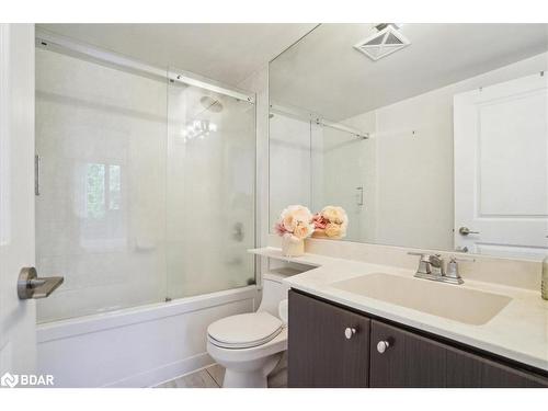 308-60 Absolute Avenue, Mississauga, ON - Indoor Photo Showing Bathroom