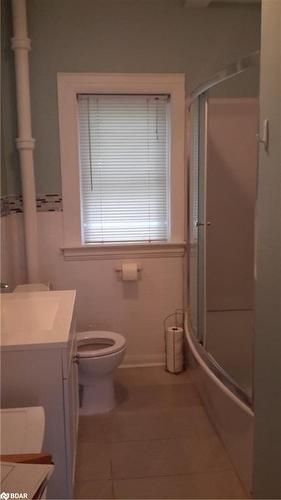 232 Mary Street, Orillia, ON - Indoor Photo Showing Bathroom