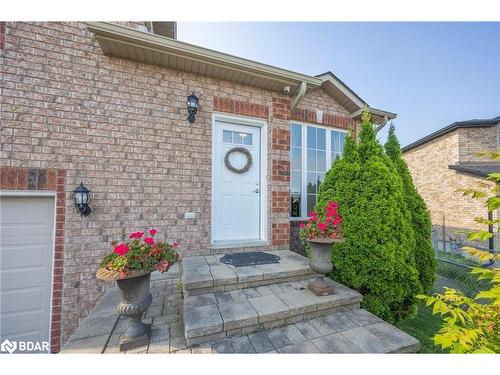24 Majesty Boulevard, Barrie, ON - Outdoor