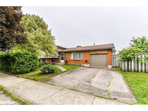 2 Claycroft Crescent, Kitchener, ON - Outdoor