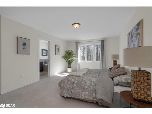 33 Atlantis Drive, Orillia, ON - Indoor Photo Showing Bedroom