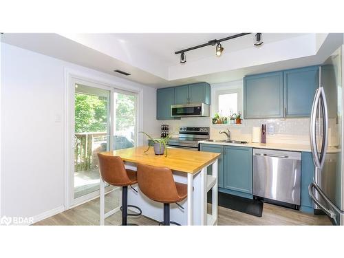 10-119 D'Ambrosio Drive, Barrie, ON - Indoor Photo Showing Kitchen With Double Sink