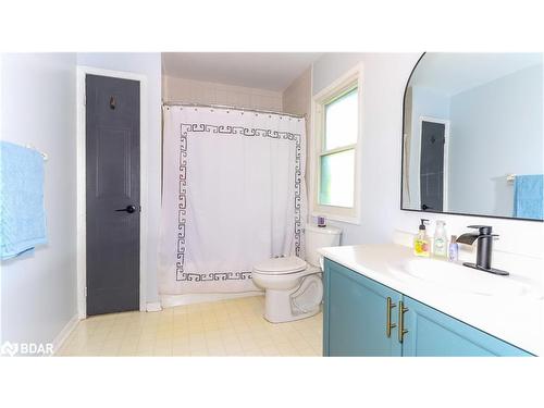 10-119 D'Ambrosio Drive, Barrie, ON - Indoor Photo Showing Bathroom