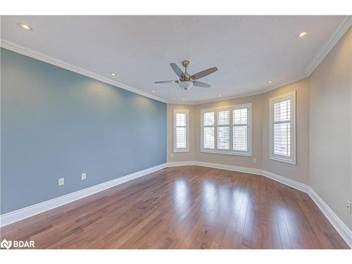 7 Auraglen Street, Richmond Hill, ON - Indoor Photo Showing Bathroom