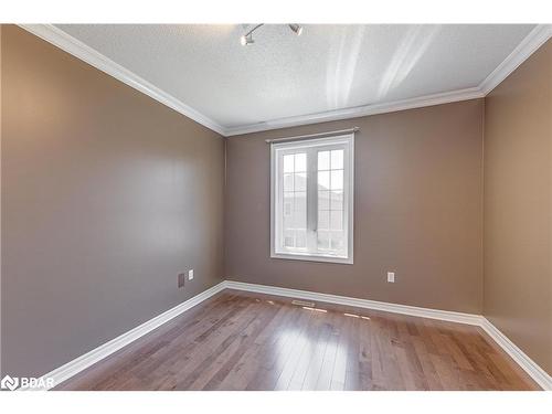 7 Auraglen Street, Richmond Hill, ON - Indoor Photo Showing Other Room