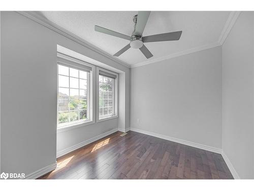 7 Auraglen Street, Richmond Hill, ON - Indoor Photo Showing Bathroom