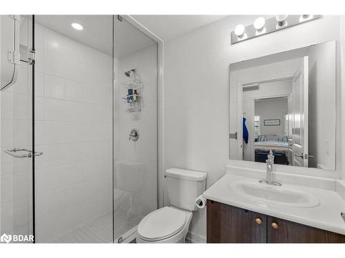 205-5 Greenwich Street, Barrie, ON - Indoor Photo Showing Bathroom