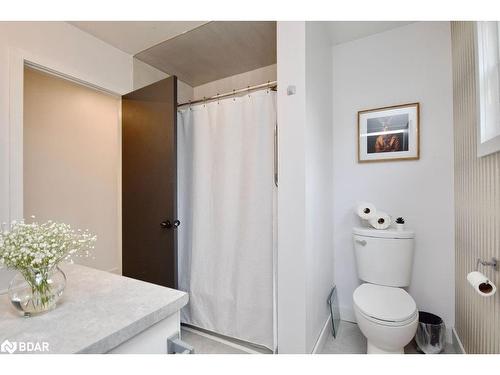 39 Dancy Drive, Orillia, ON - Indoor Photo Showing Bathroom