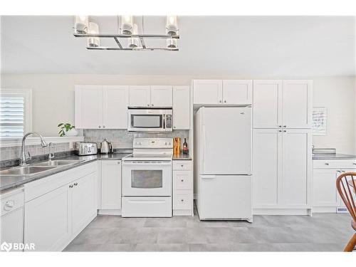 10 Claire Drive, Barrie, ON - Indoor Photo Showing Kitchen With Double Sink