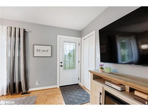 39 7 Line N, Oro-Medonte, ON - Indoor Photo Showing Other Room